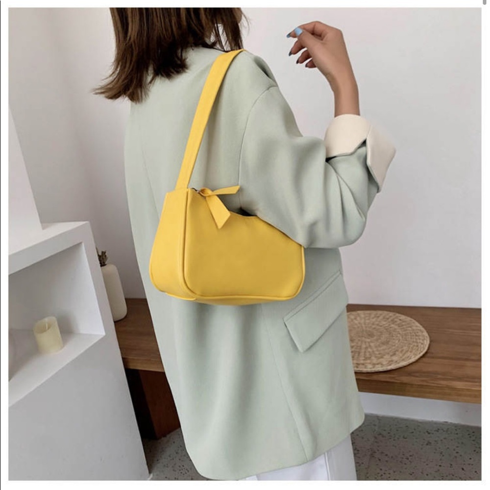 Hobo Small Yellow Bag Cute Purse Women Handbag - Picture 4 of 7